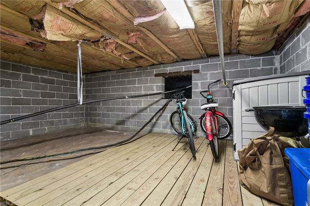 686 Todd TRL, Newport News, VA 23602