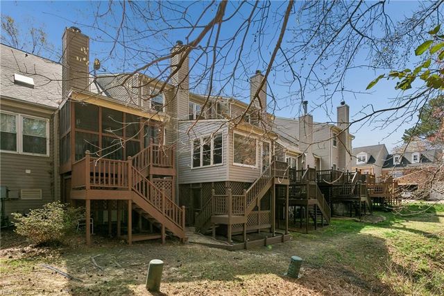 686 Todd TRL, Newport News, VA 23602