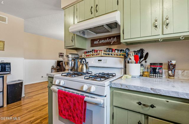 10548 CLEARWATER Street, El Paso, TX 79924