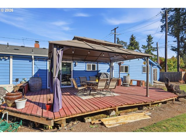 4595 DAISY St, Springfield, OR 97478