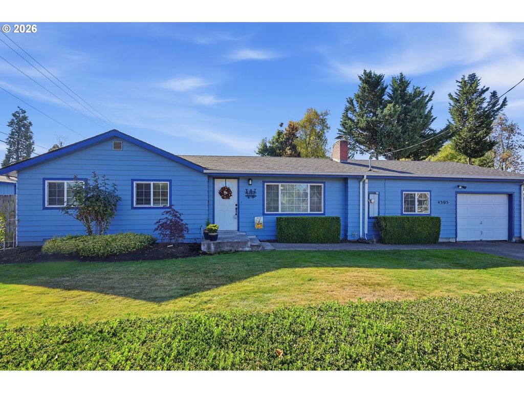 4595 DAISY St, Springfield, OR 97478