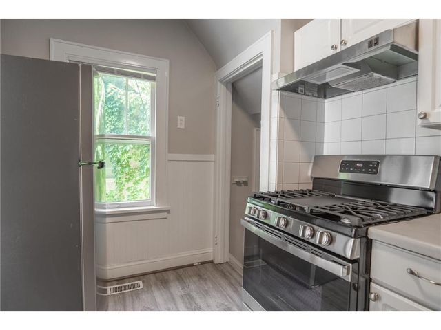 4020 Emerson Avenue N, Minneapolis, MN 55412