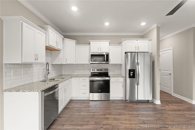 1555 Cypress Cove NW, Corydon, IN 47112