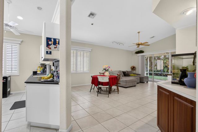 9096 Bay Point Circle, West Palm Beach, FL 33411