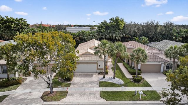 9096 Bay Point Circle, West Palm Beach, FL 33411