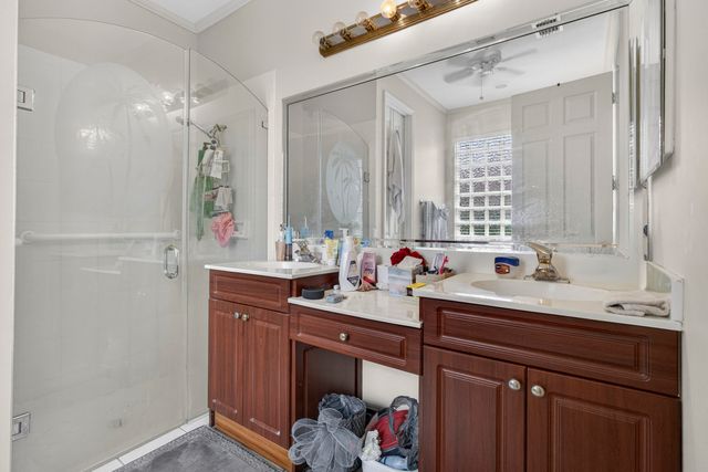 9096 Bay Point Circle, West Palm Beach, FL 33411