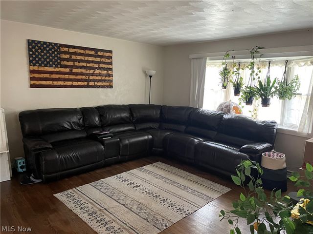 57650 Prospect Avenue, Bridgeport, OH 43912