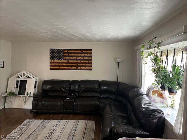 57650 Prospect Avenue, Bridgeport, OH 43912