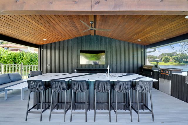 19503 Trails End Terrace, Jupiter, FL 33458