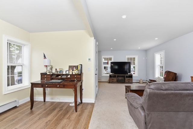 31 Wilbur, Taunton, MA 02780