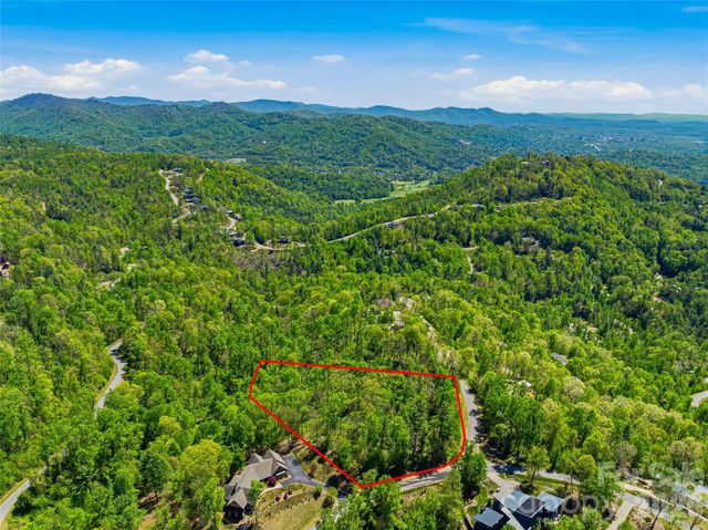 135 Starling Pass, Asheville, NC 28804