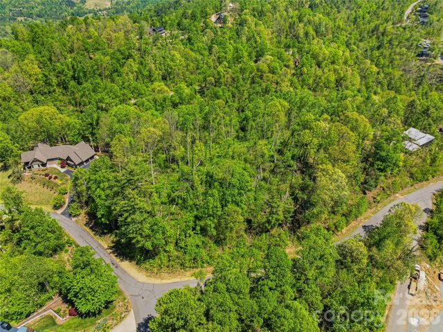 135 Starling Pass, Asheville, NC 28804