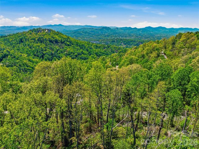 135 Starling Pass, Asheville, NC 28804