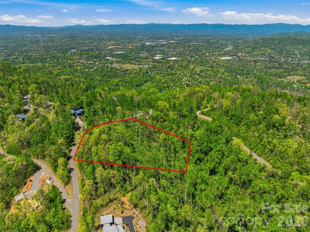 135 Starling Pass, Asheville, NC 28804