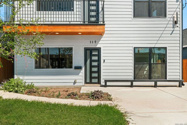117 CARLE AVE, San Antonio, TX 78204