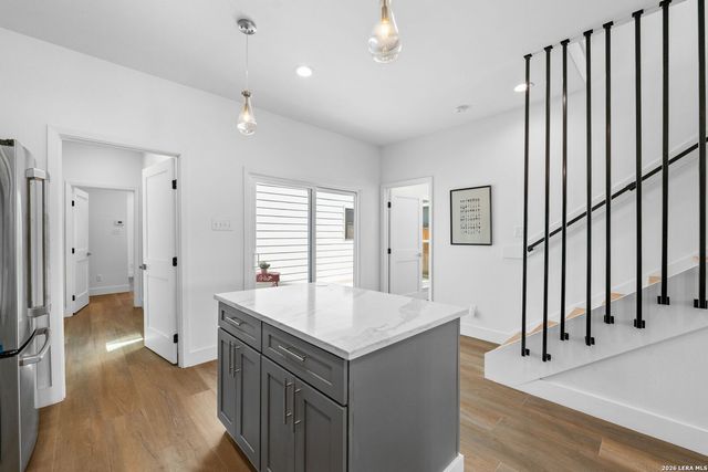 117 CARLE AVE, San Antonio, TX 78204