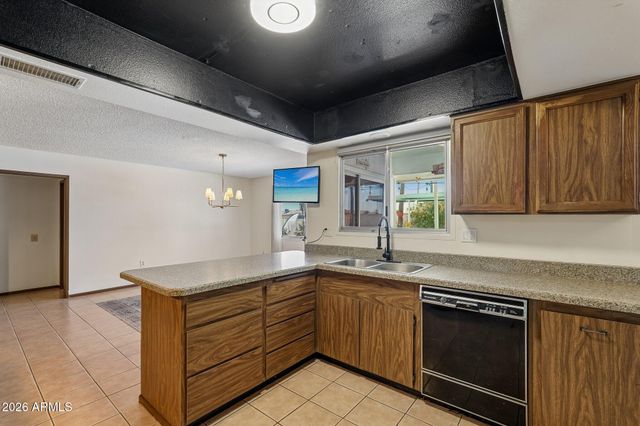 17215 N 130TH Avenue, Sun City West, AZ 85375