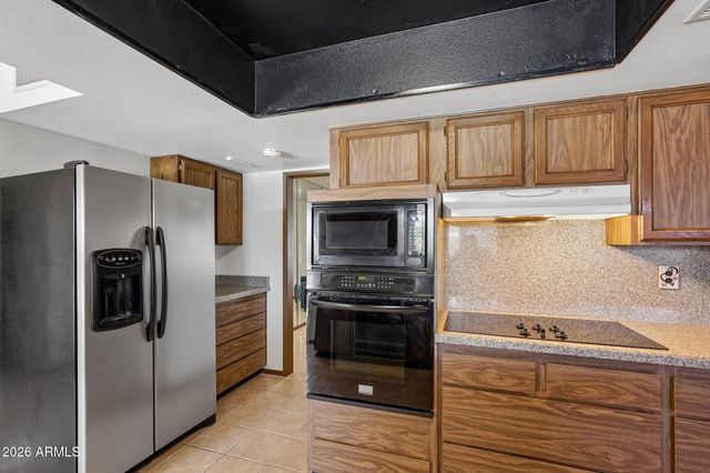 17215 N 130TH Avenue, Sun City West, AZ 85375