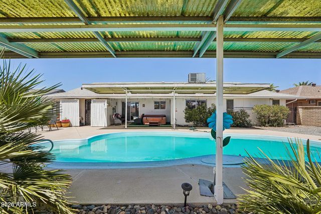 17215 N 130TH Avenue, Sun City West, AZ 85375