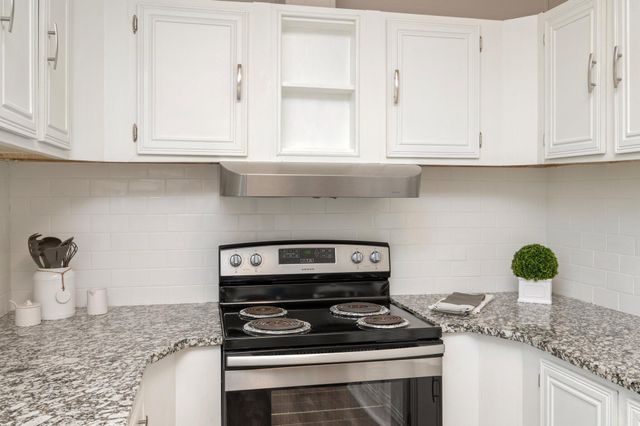 4625 Canary Way, Crestview, FL 32539