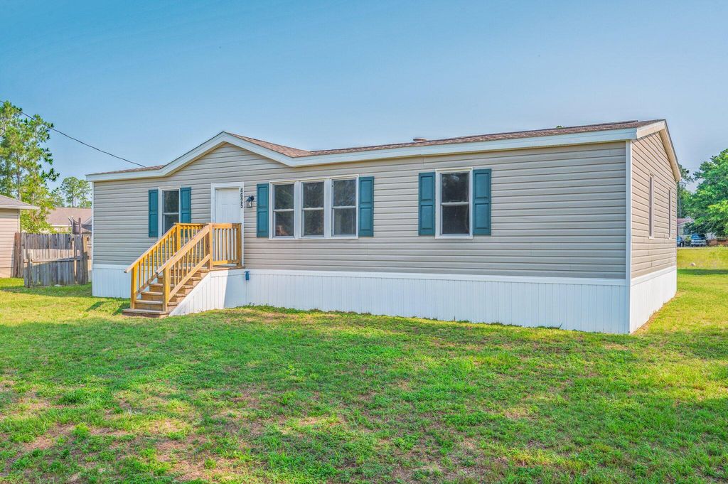 4625 Canary Way, Crestview, FL 32539