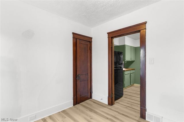 2232 Youngstown Road SE, Warren, OH 44484