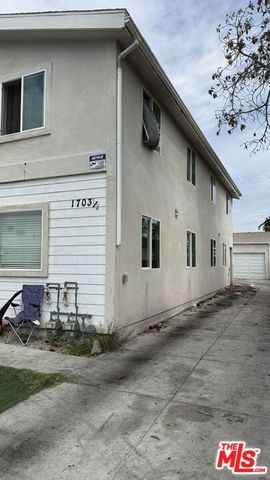 1703 E 67th Street, Los Angeles, CA 90001