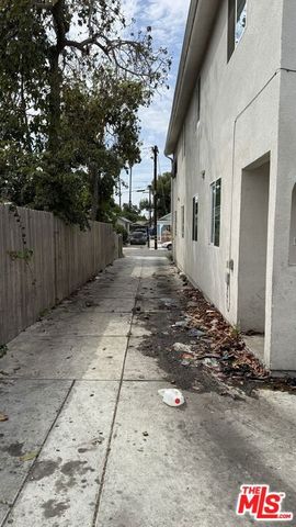 1703 E 67th Street, Los Angeles, CA 90001