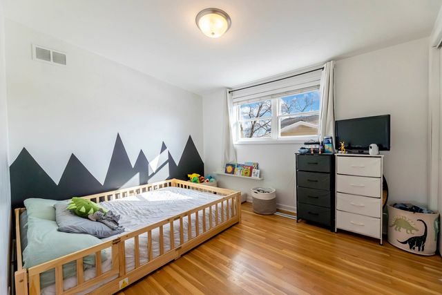 15020 Park Avenue, Oak Forest, IL 60452