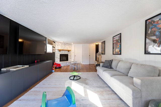 15020 Park Avenue, Oak Forest, IL 60452