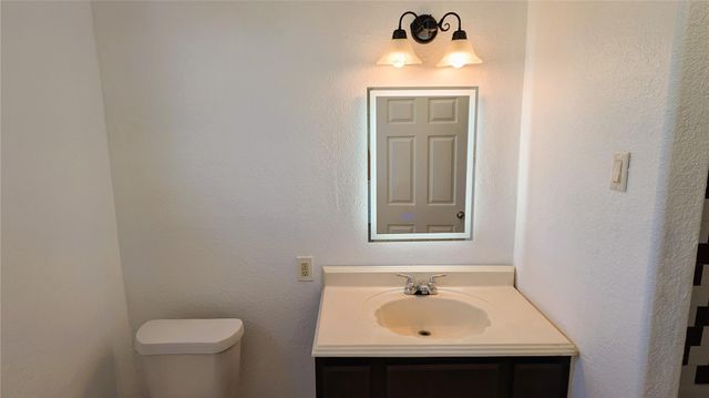 604 Carnegie Street, Baytown, TX 77520