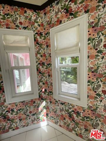 459 S Holt Avenue, Los Angeles, CA 90048