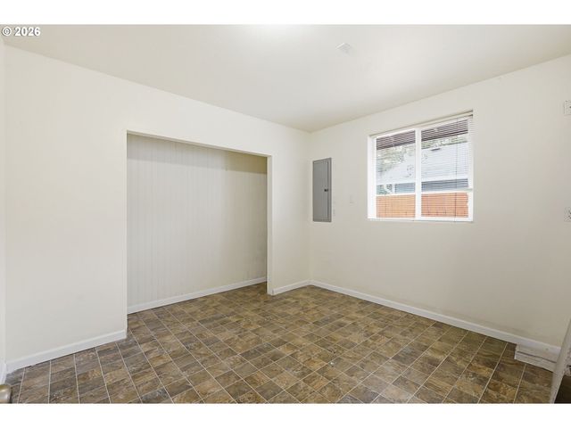 87661 TREK Dr, Veneta, OR 97487