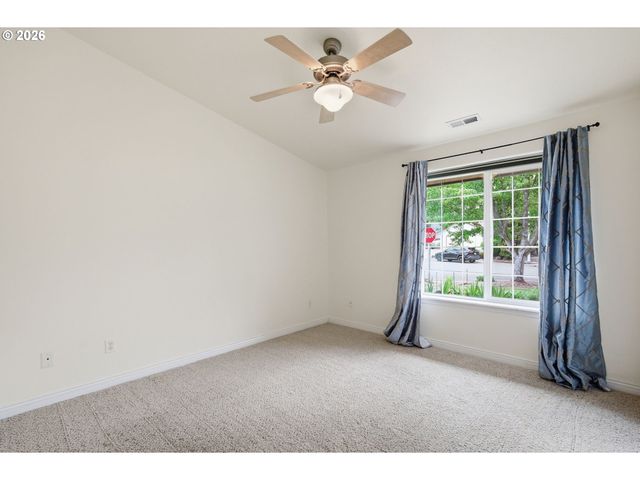 87661 TREK Dr, Veneta, OR 97487