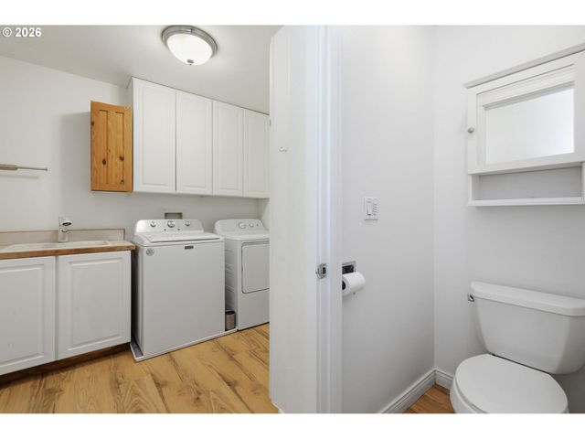 87661 TREK Dr, Veneta, OR 97487
