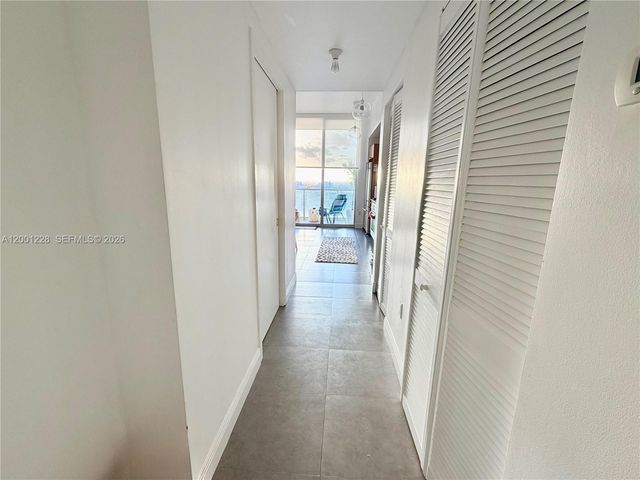 3470 E Coast Ave H1610, Miami, FL 33137