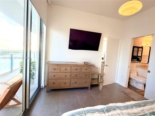 3470 E Coast Ave H1610, Miami, FL 33137