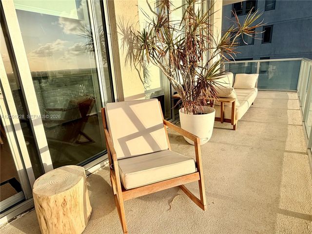 3470 E Coast Ave H1610, Miami, FL 33137