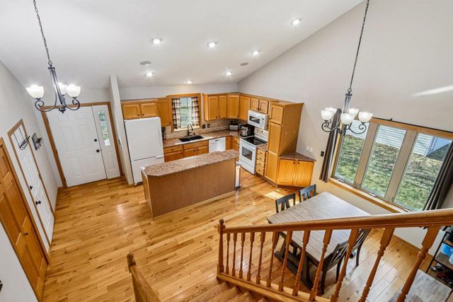 419 Sherbrooke Drive, Sun Prairie, WI 53590