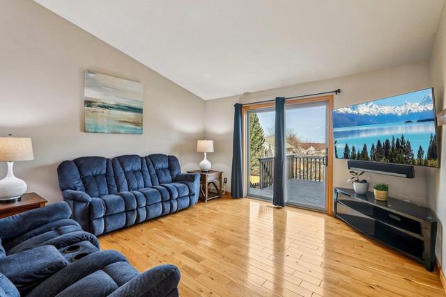 419 Sherbrooke Drive, Sun Prairie, WI 53590