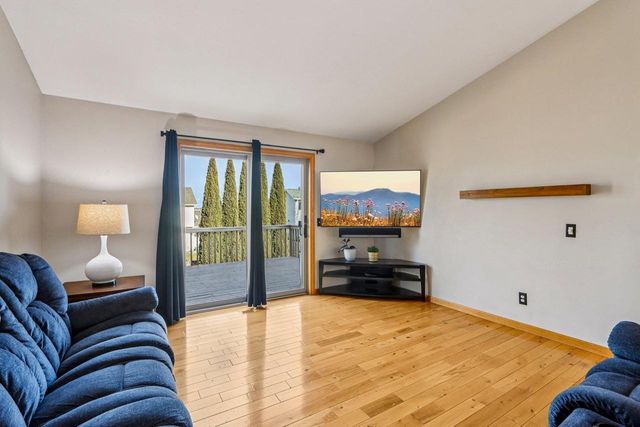 419 Sherbrooke Drive, Sun Prairie, WI 53590