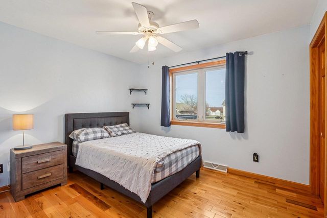 419 Sherbrooke Drive, Sun Prairie, WI 53590