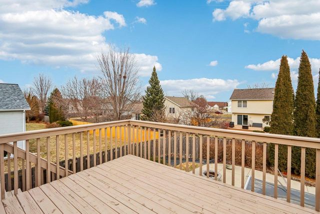 419 Sherbrooke Drive, Sun Prairie, WI 53590