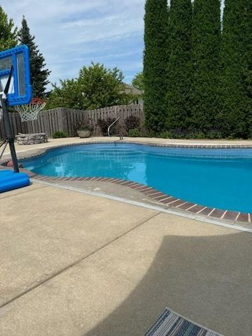 419 Sherbrooke Drive, Sun Prairie, WI 53590