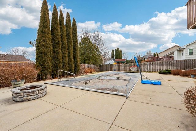 419 Sherbrooke Drive, Sun Prairie, WI 53590