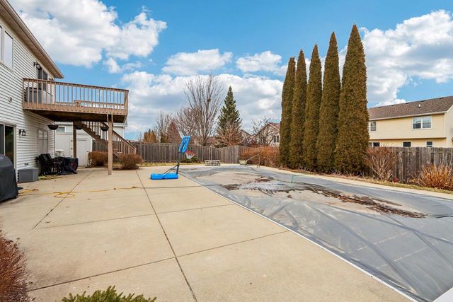 419 Sherbrooke Drive, Sun Prairie, WI 53590