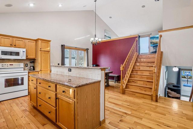 419 Sherbrooke Drive, Sun Prairie, WI 53590