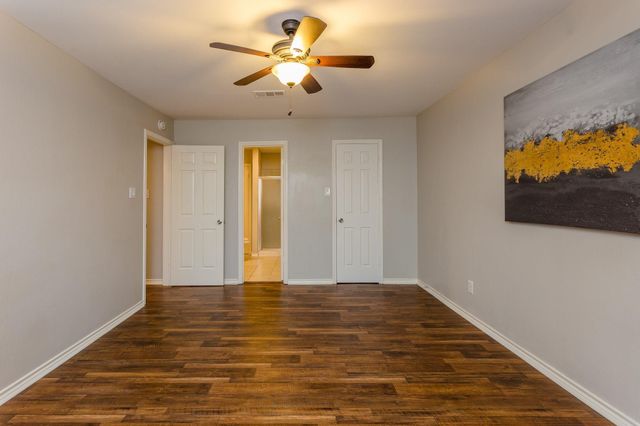 7746 Champion Pines Drive 10, Spring, TX 77379
