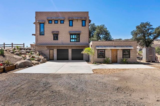 21179 Sutherland Dam Road, Ramona, CA 92065