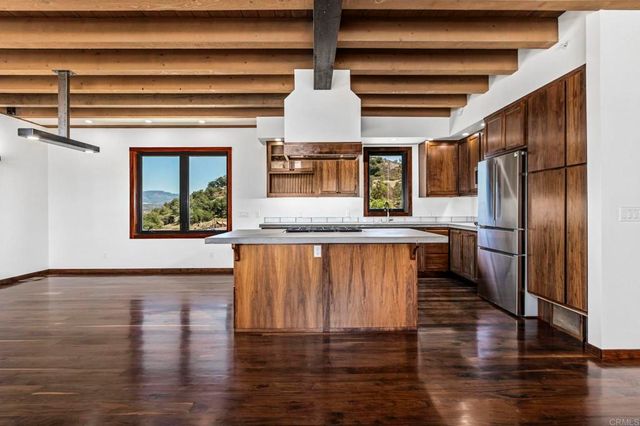 21179 Sutherland Dam Road, Ramona, CA 92065